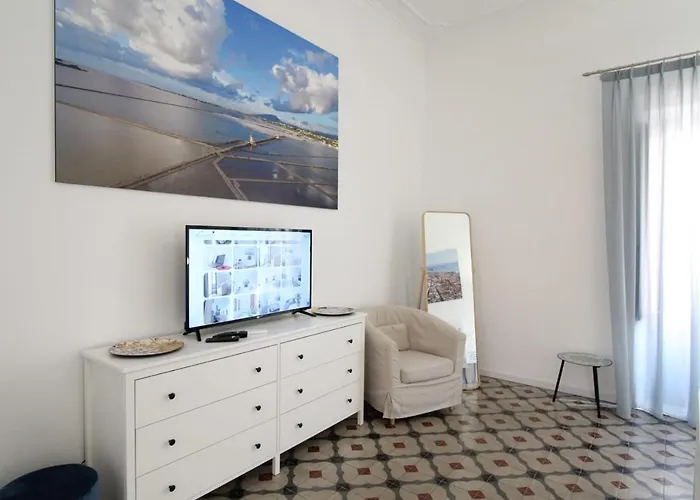 Sole Apartment *